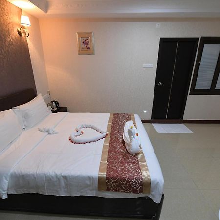 Coastal Grand Hotel Sampath Tiruchirappalli 外观 照片