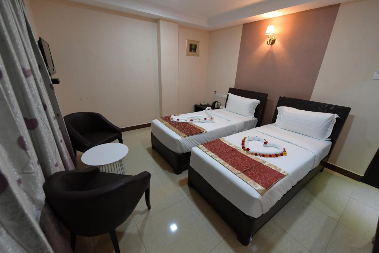 Coastal Grand Hotel Sampath Tiruchirappalli 外观 照片