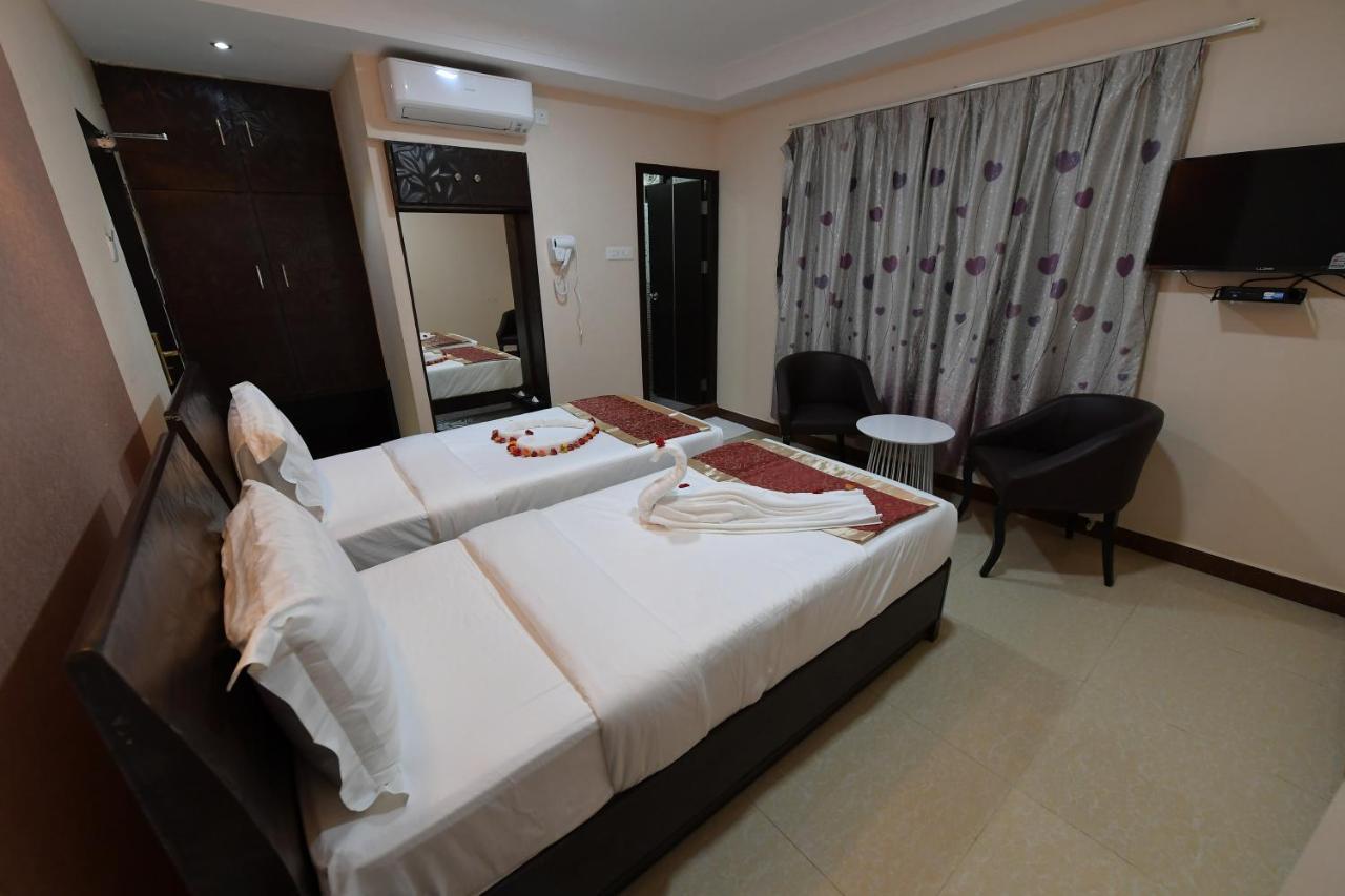 Coastal Grand Hotel Sampath Tiruchirappalli 外观 照片