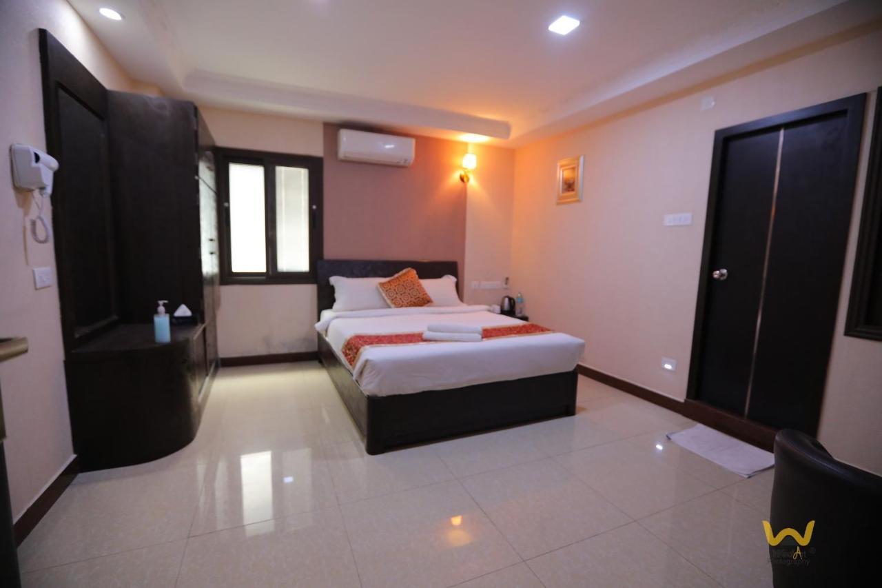 Coastal Grand Hotel Sampath Tiruchirappalli 外观 照片