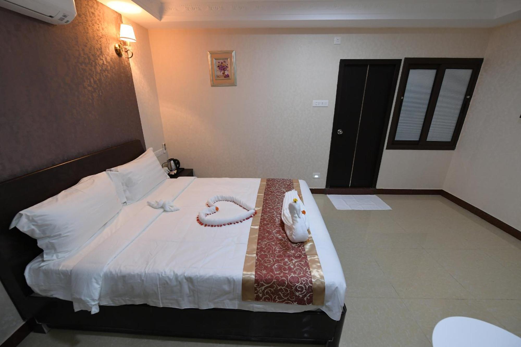 Coastal Grand Hotel Sampath Tiruchirappalli 外观 照片