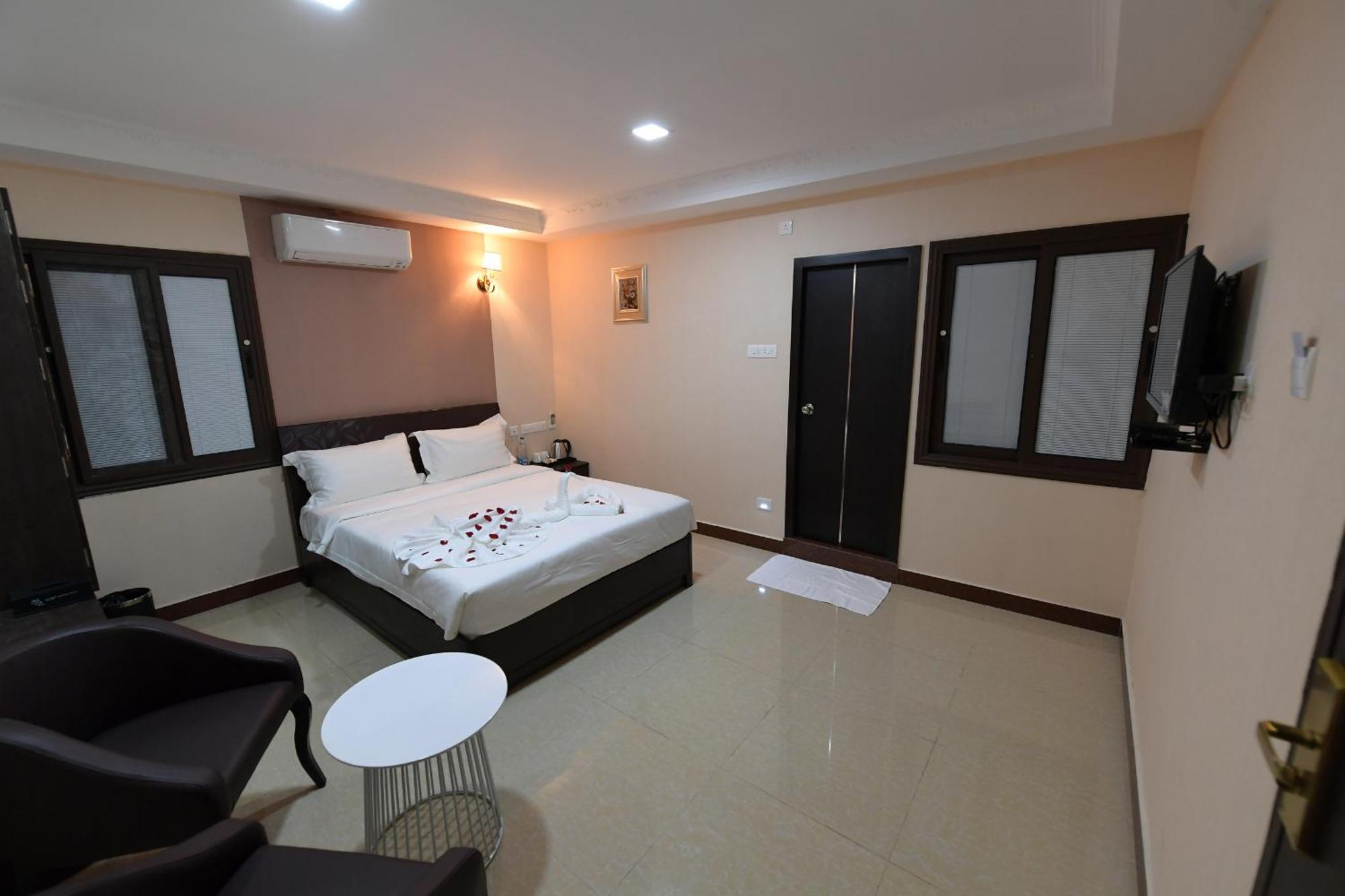 Coastal Grand Hotel Sampath Tiruchirappalli 外观 照片