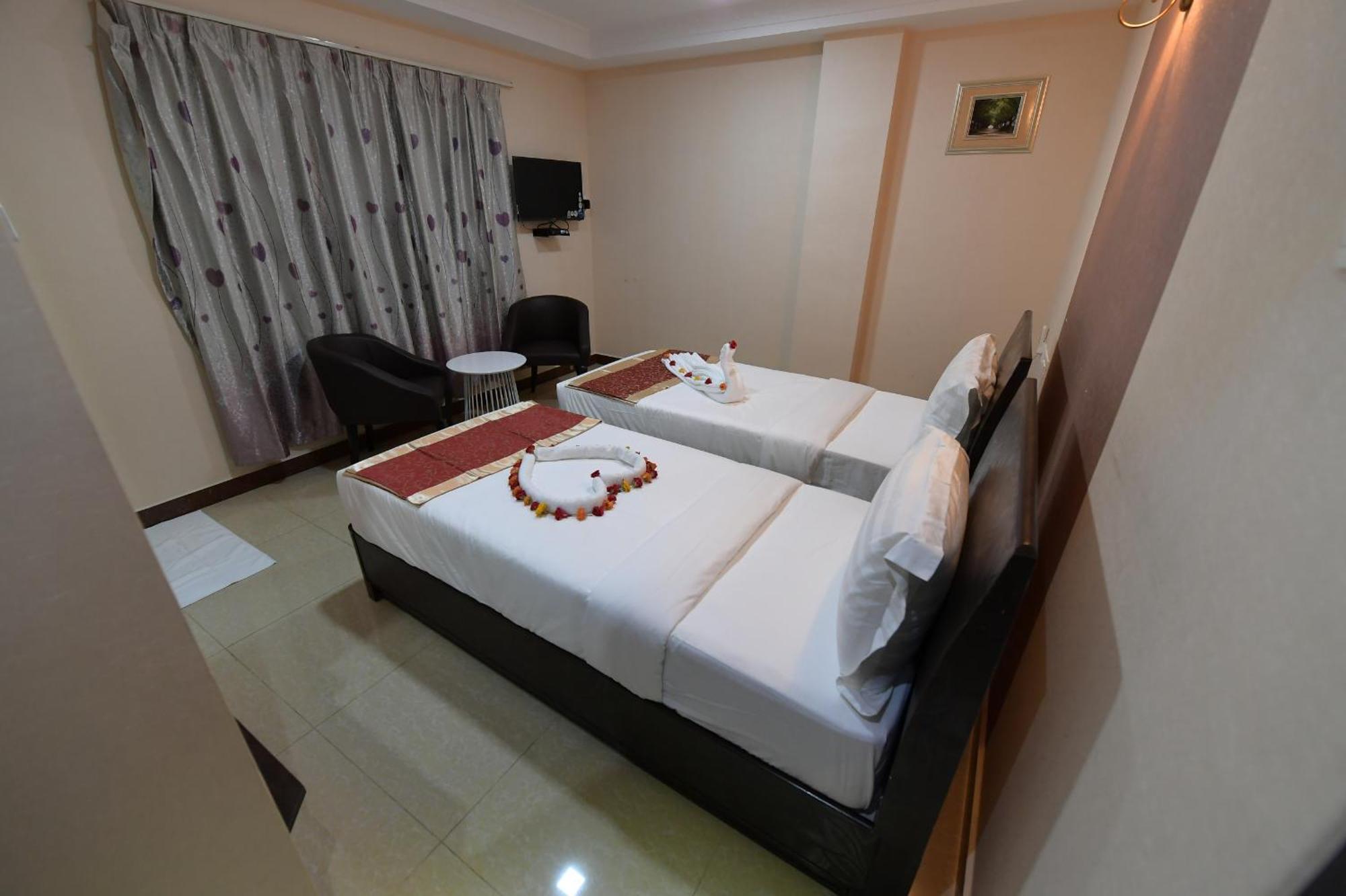 Coastal Grand Hotel Sampath Tiruchirappalli 外观 照片